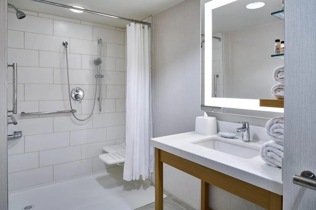 Delta Hotels By Marriott Norfolk Airport