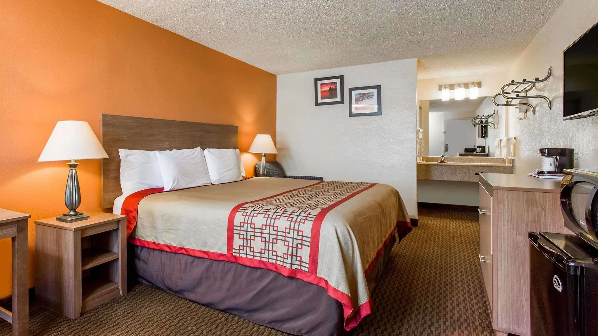 Delta Hotels By Marriott Norfolk Airport 4*,  United States